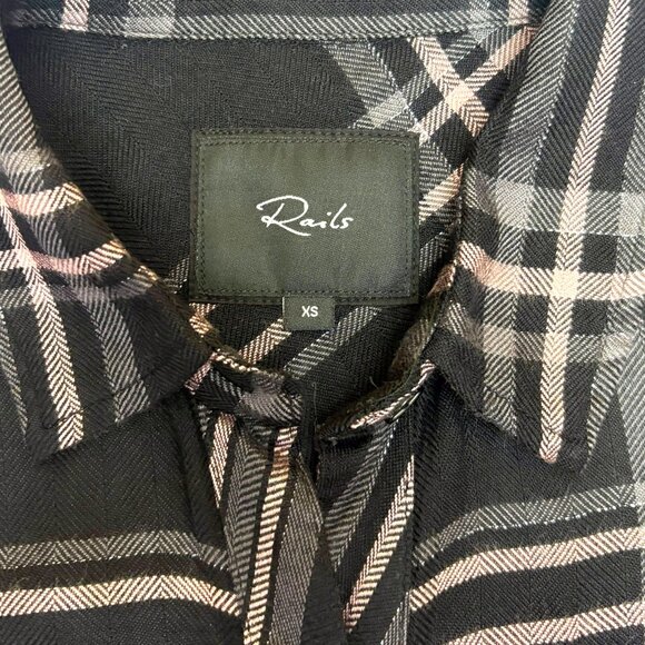 Rails Hunter Onyx Blush Slate Plaid Rayon Metallic Relaxed Fit Button Down Shirt - Picture 7 of 10